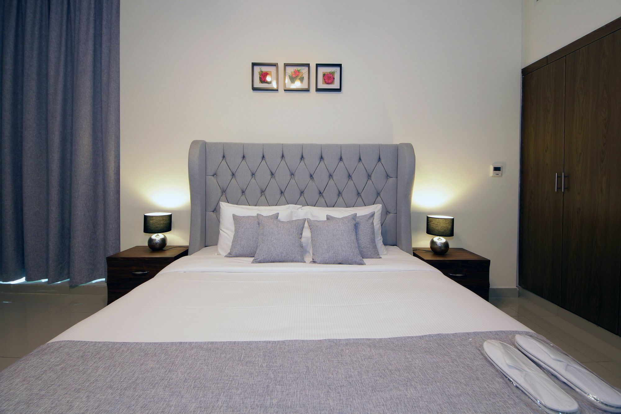 דובאי Spacious 2 Bedroom In Al Telal 11, Al Barsha 1 מראה חיצוני תמונה